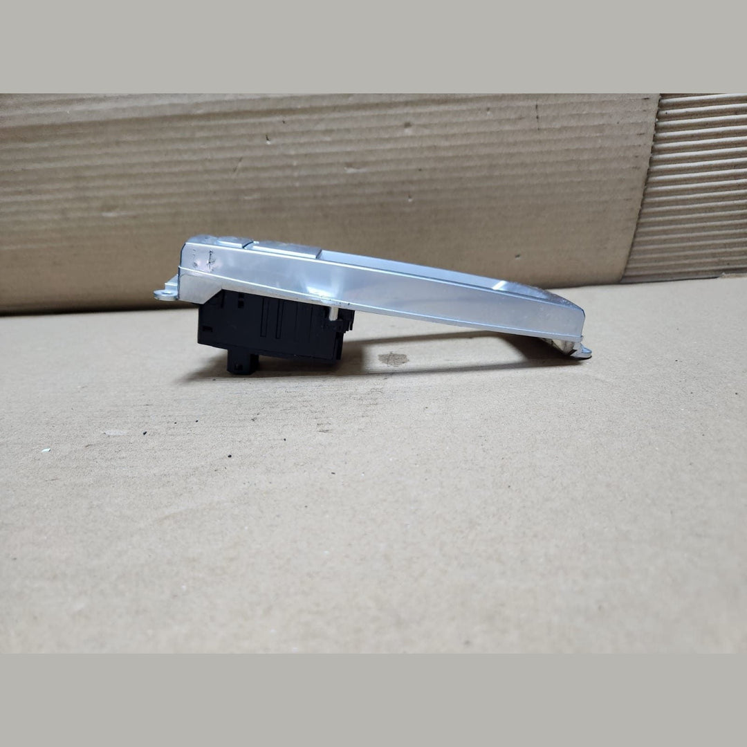 2009-2018 BMW X3 Electric Parking Brake Switch 9229412 F10 F06 F12 F13 F01 F25