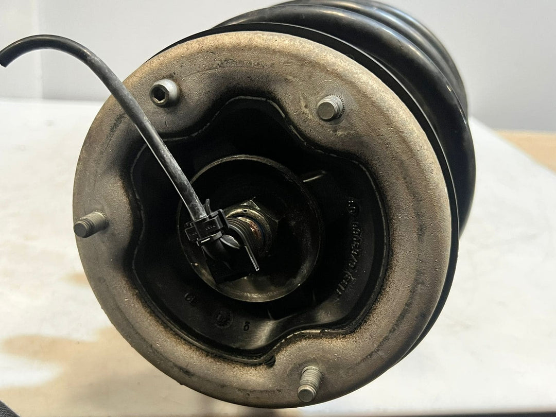 BMW 7 Series E65 E66 Front Axle Right O/S Spring Strut Shock Absorber 6758882