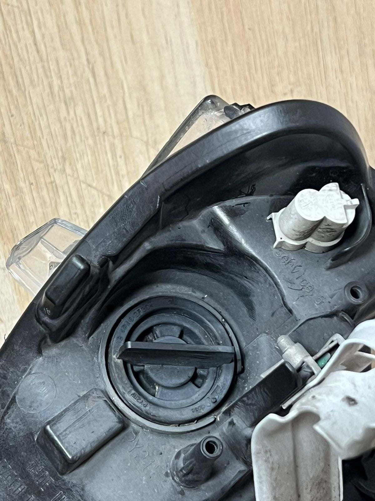 BMW Headlight Assembly 7358393 1 Series 120I F20 F21 LCI FRONT LEFT HELOGEN