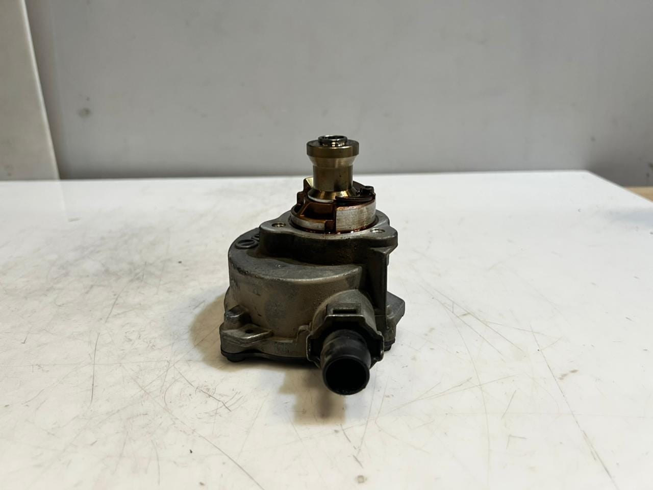 2009-2013 BMW 328i E60 E70 E81 E83 E90 X3 X5 Z4 Brake Vacuum Pump 7558344 OEM
