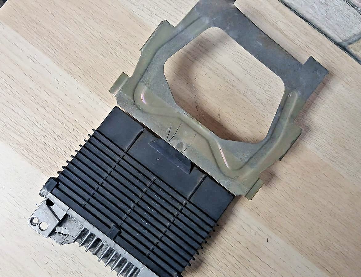 1995 BMW 325i Convertible TCM Automatic Transmission Control Module 1422308