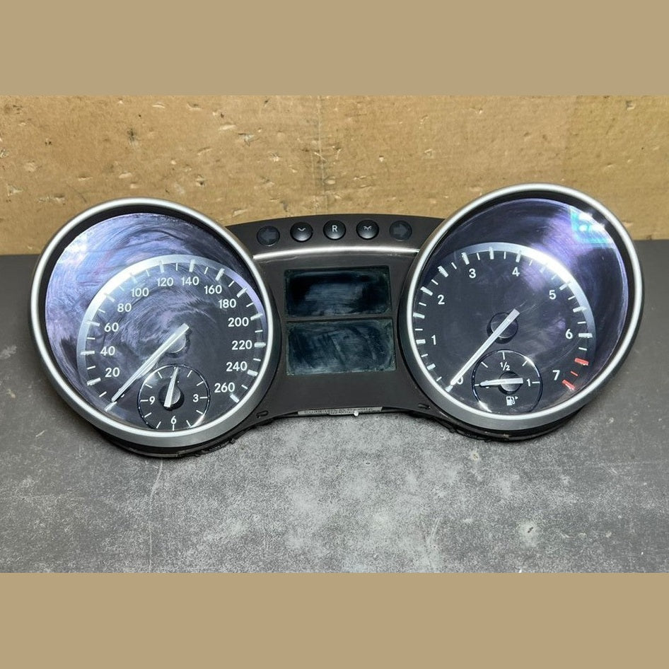 07-13 Mercedes-Benz W164 GL ML Kombiinstrument Tacho A251 9005800 OEM