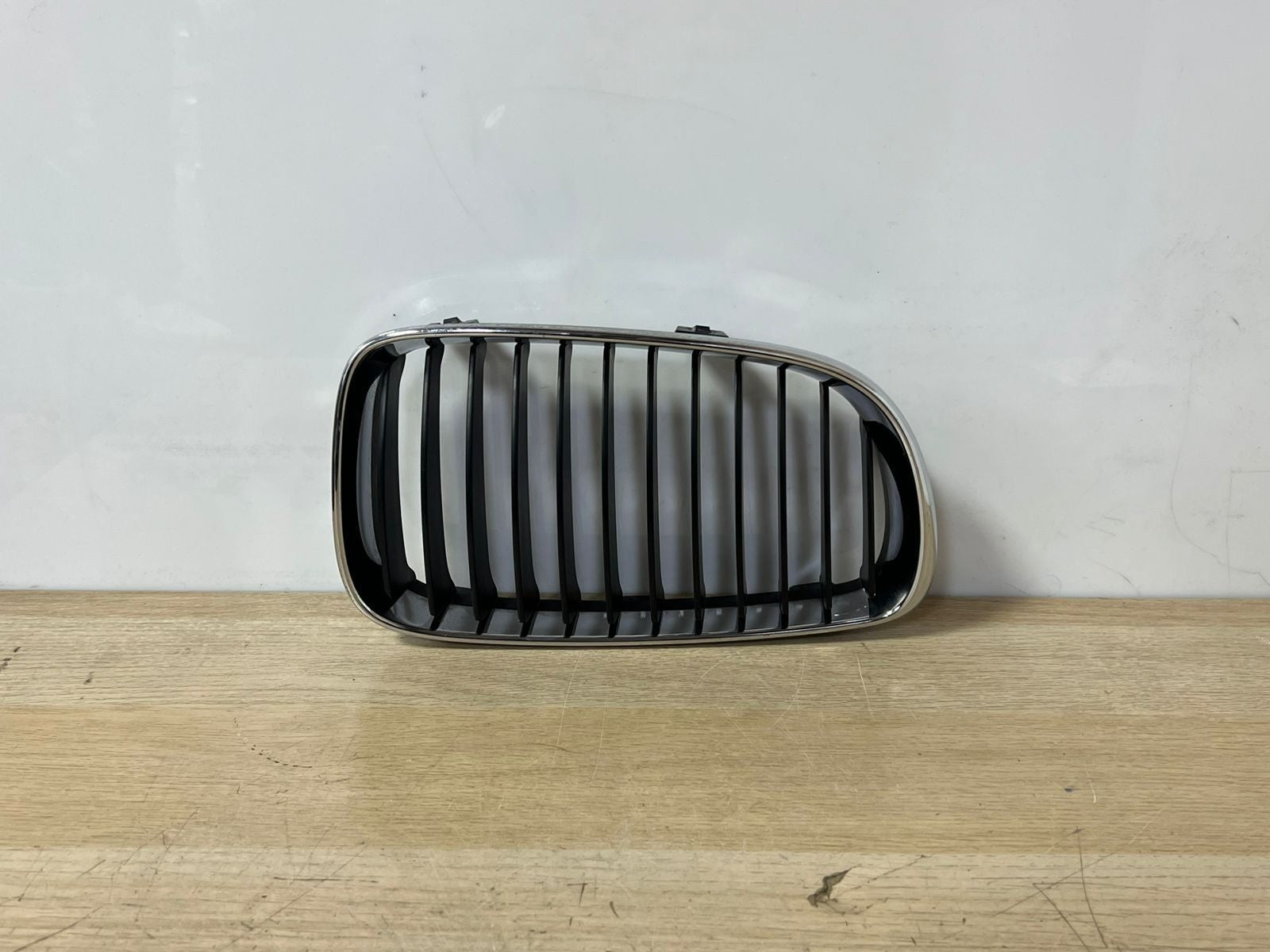 BMW 1 Series E81 E82 E87 LCI E88 Grille Chrome Frame Right O/S 7166440