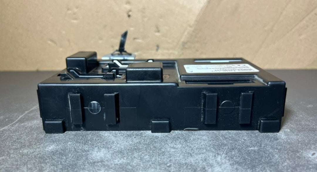 17-19 MERCEDES-BENZ W470 X-CLASS BCM BODY CONTROL MODULE UNIT 284B15XA0A OEM