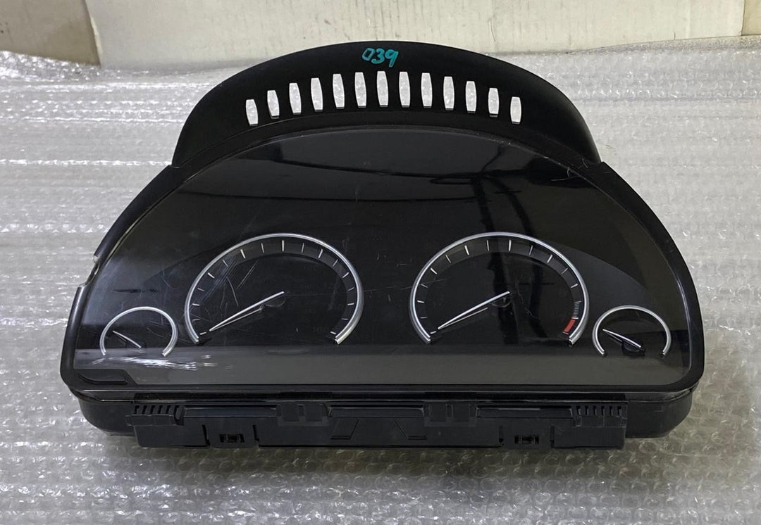 OEM 09-15 BMW 750Li F01 F02 DASH INSTRUMENT GAUGE CLUSTER SPEEDOMETER 9312039