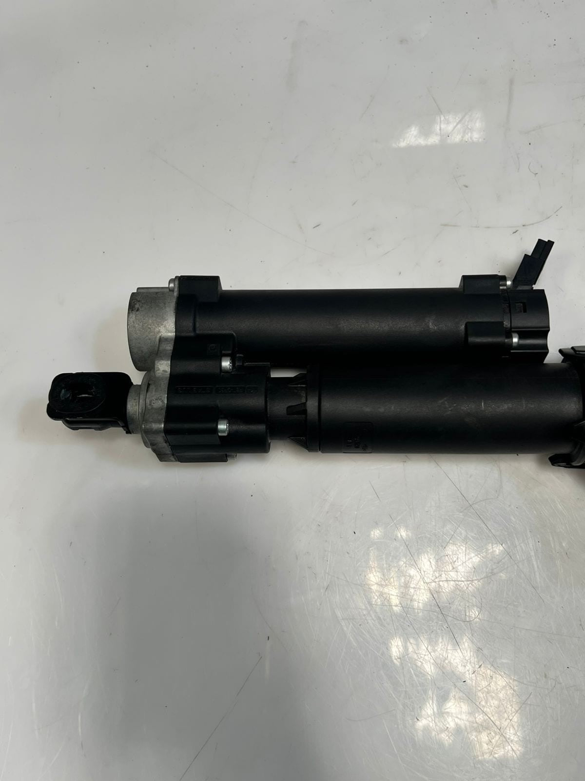 BMW F36 3 4 Series Gran Coupe Tailgate Strut REAR Left Electric 7330627 OEM