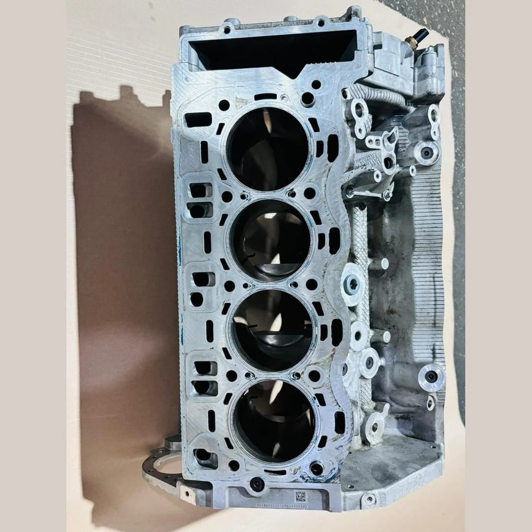2017-2020 BMW M5 F90 4.4 V8 Engine Block ONLY 8093296 S63B44B 21163518