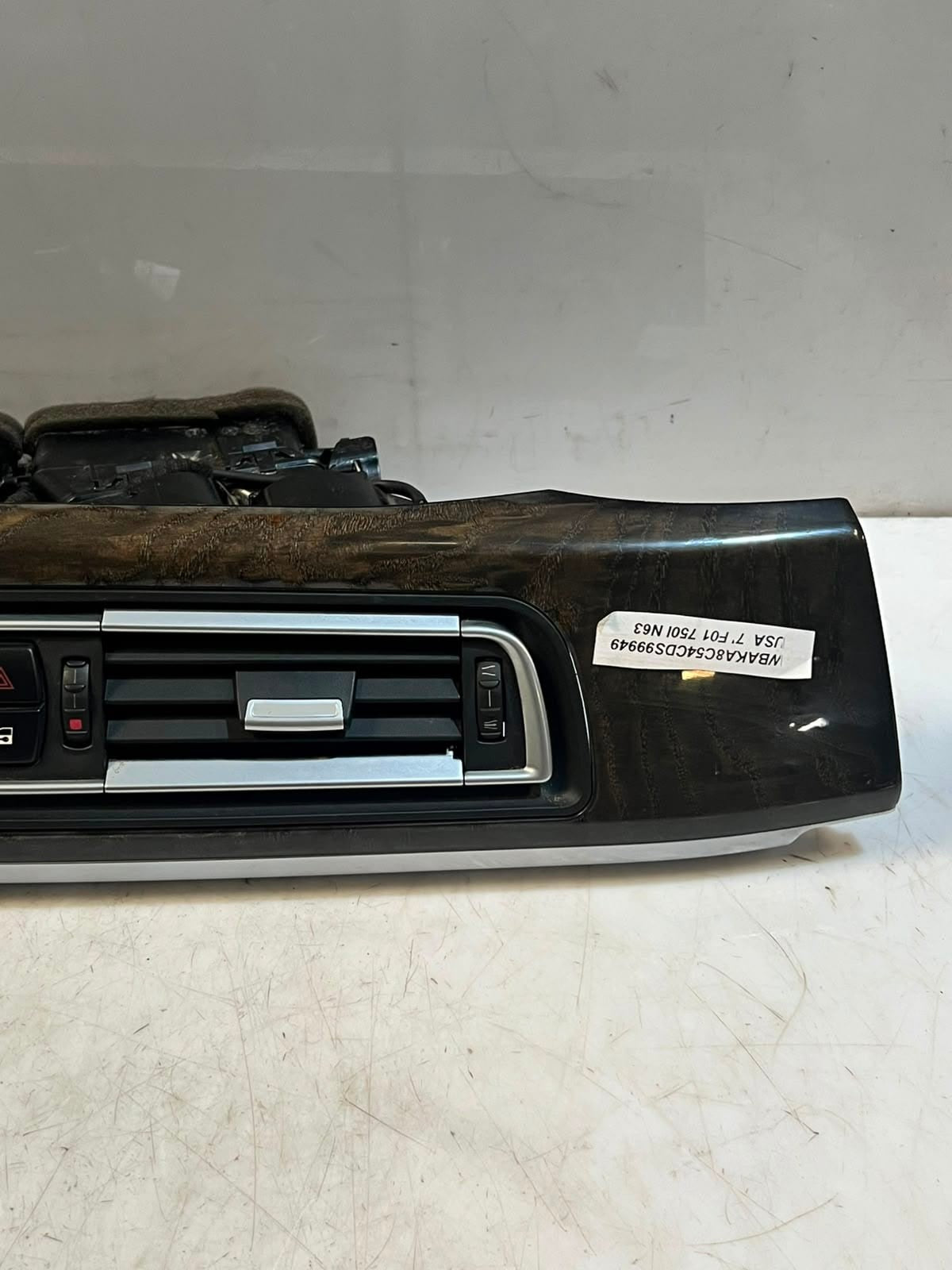 BMW 7 Series F01 F02 F03 F04 750i Center Dash Air Vent 9115859 OEM USA LHD