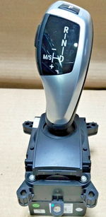 Bild in die Galerieansicht laden, 2014 - 2018 BMW X5 X6 Transmission Gear Shifter Lever 9325500