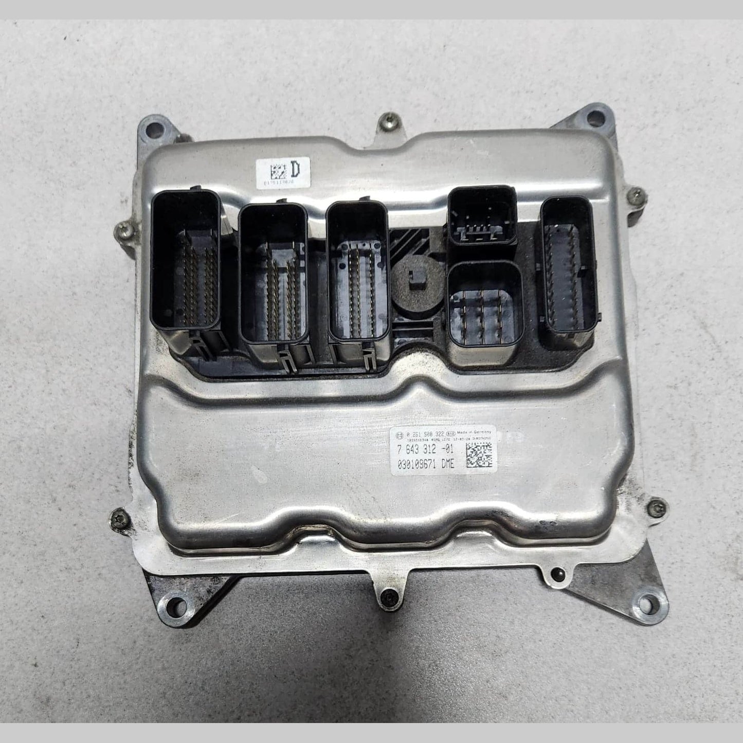 2011-16 BMW 328i Engine Control Module 7643312 3 Series F30 5 Series F10 F11 N20