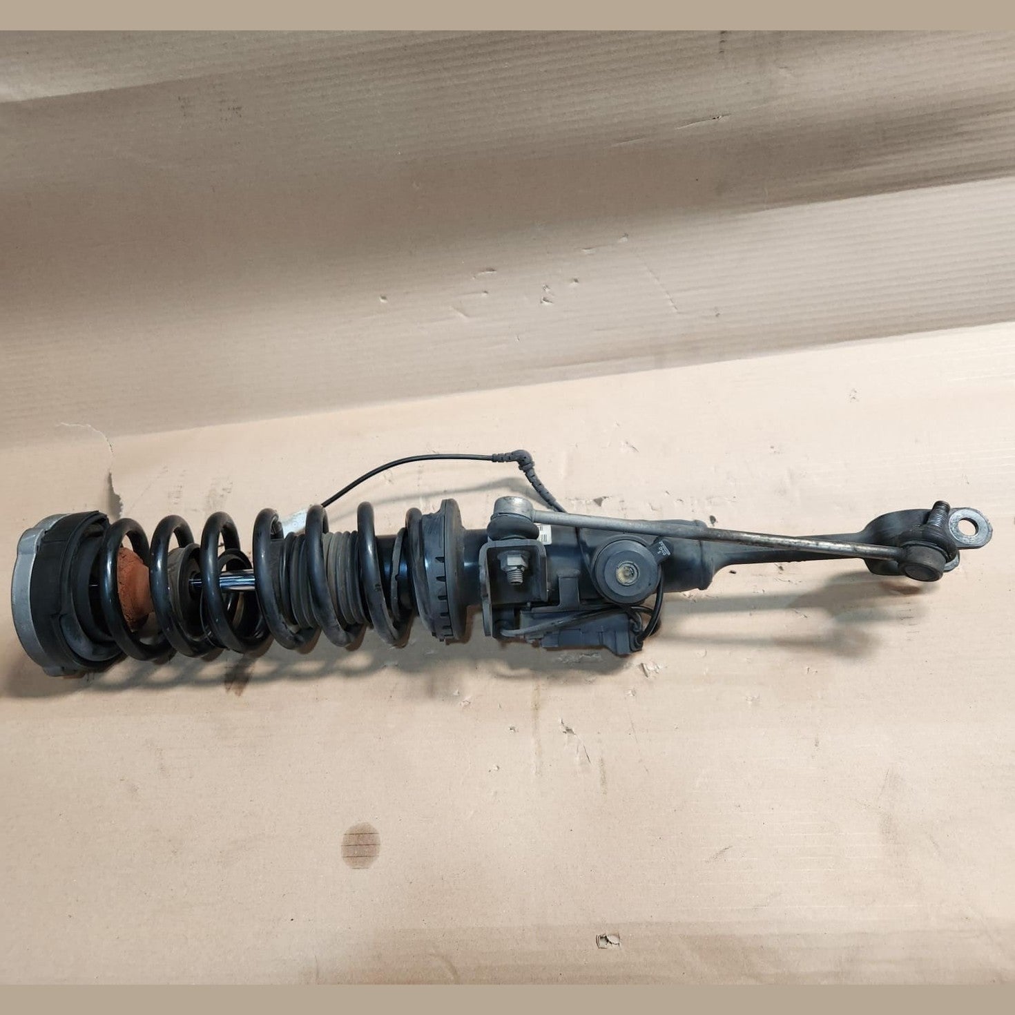 2009-2013 BMW 750i Front Right Strut Assembly 6796926 7 Series F01 F02 740i 