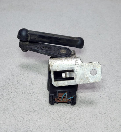 BMW Headlight Level Sensor Rear Xenon 6861351 5 Series F10 F11