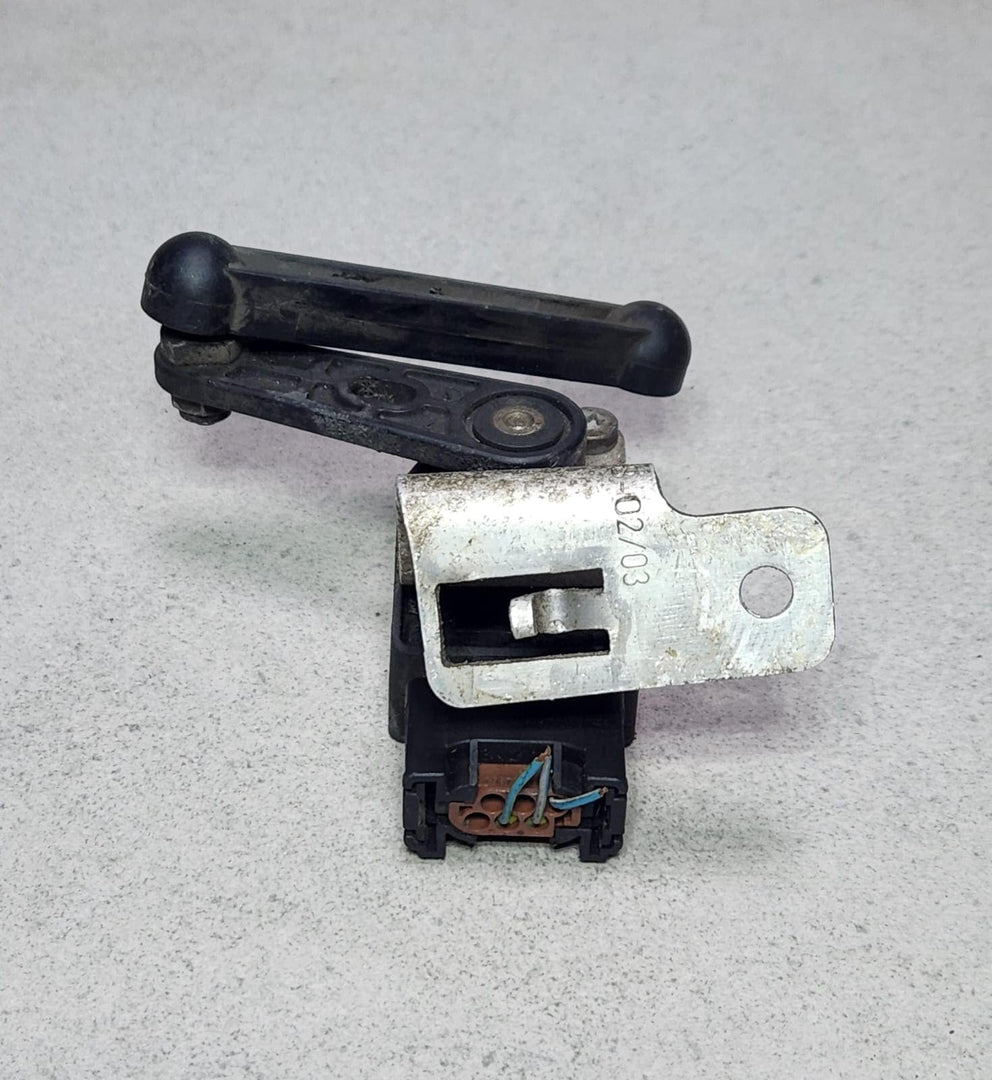 BMW Headlight Level Sensor Rear Xenon 6861351 5 Series F10 F11