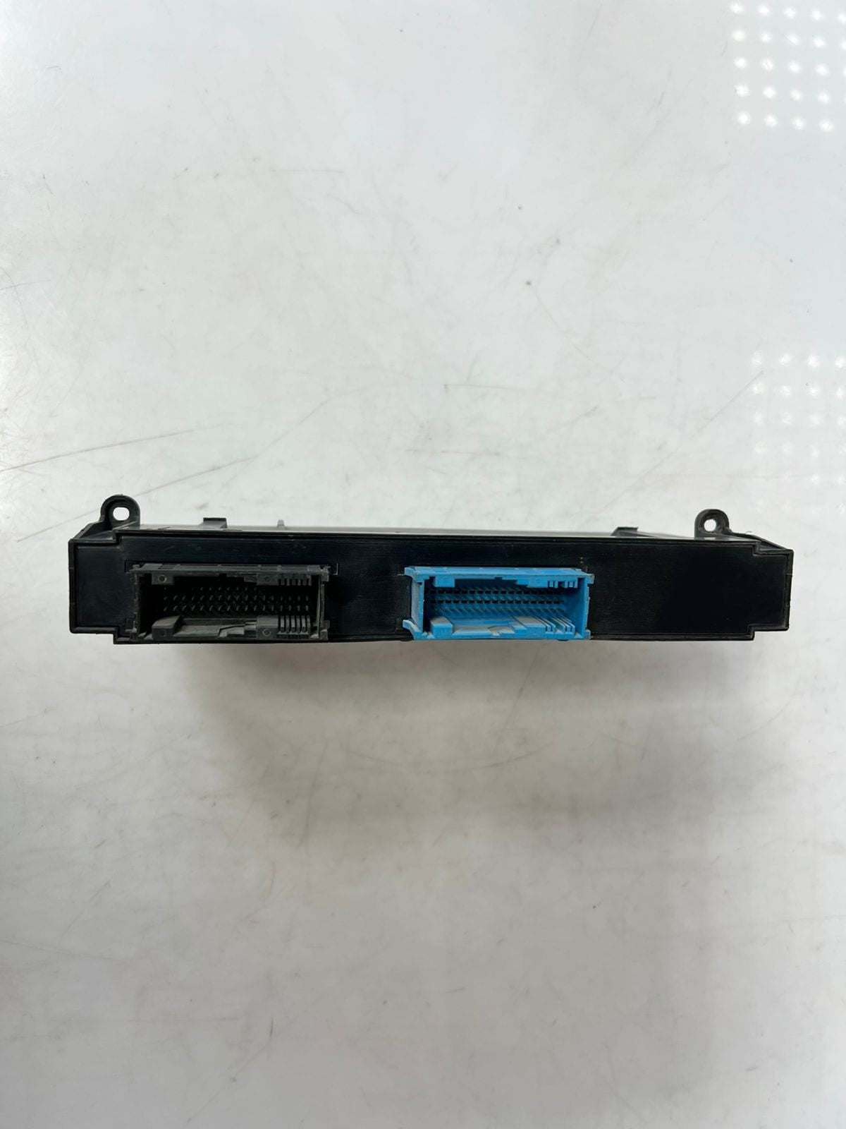 2007-2013 BMW 328i E90 3 Series 330i, and 335i Body Control Module 9134480 OEM