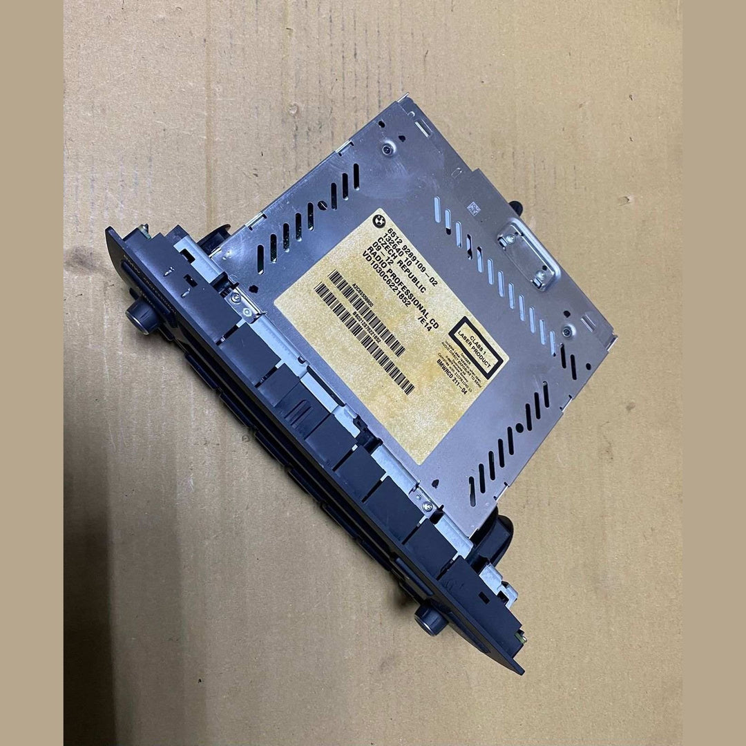 2012-2013 BMW X1 Radio Professional CD Player 9289109 1 Series E81 E87