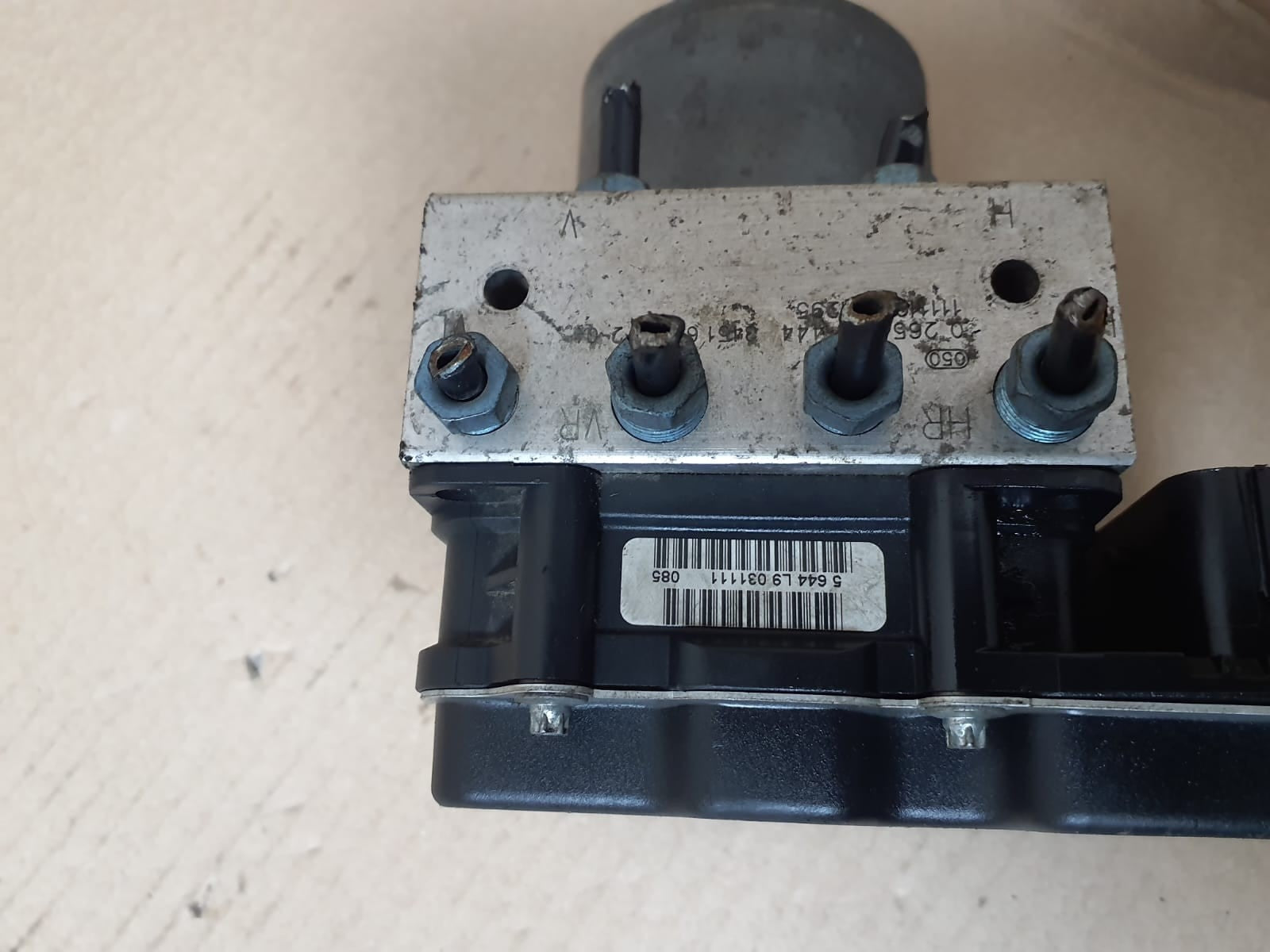 2010-2012 BMW X1 E84 2.0L Pre-LCI ABS Pump CONTROL UNIT 6850226-01 OEM