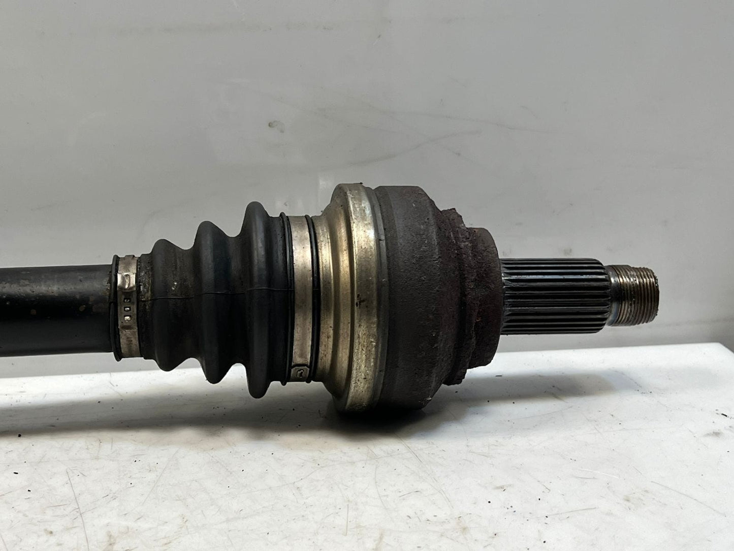 2007-11 BMW 335i 3' E90 E91 E92 E93 330I Rear DRIVE Axle Shaft LEFT 7566623 OEM