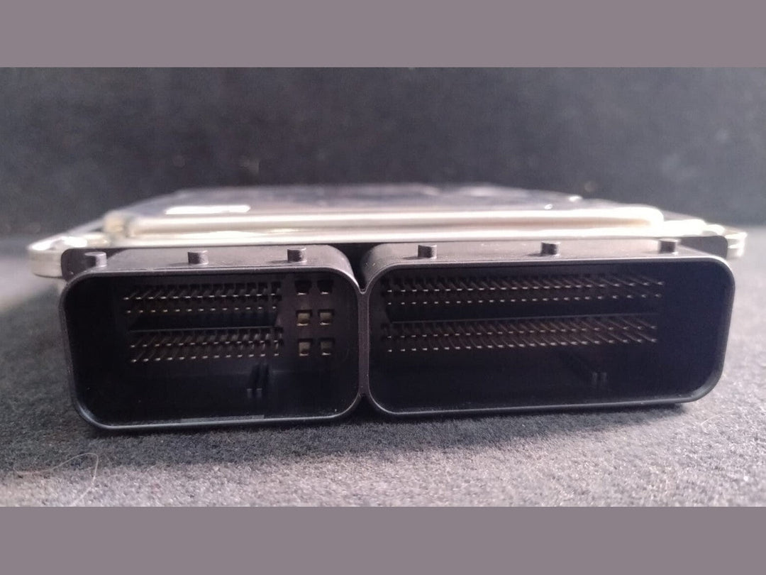 BMW 320d N47 F31 ENGINE CONTROL UNIT ECU ONLY  8584276