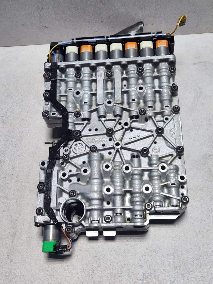2012-2016 BMW F07 N20 Transmission Valve Body Mechatronics 8hp45 0260550087