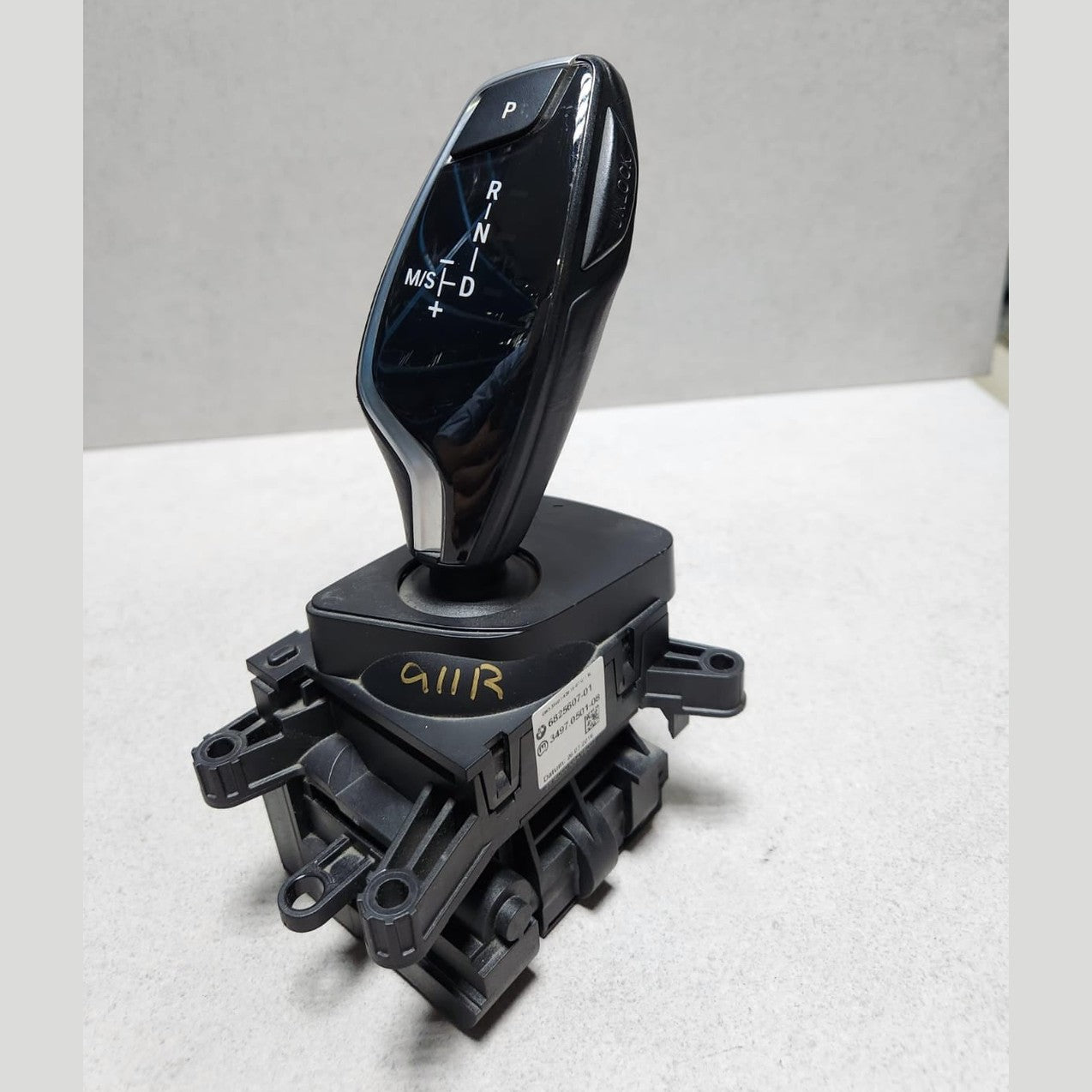BMW Gear Selector Lever 6825607 7 Series G11 G12 RHD