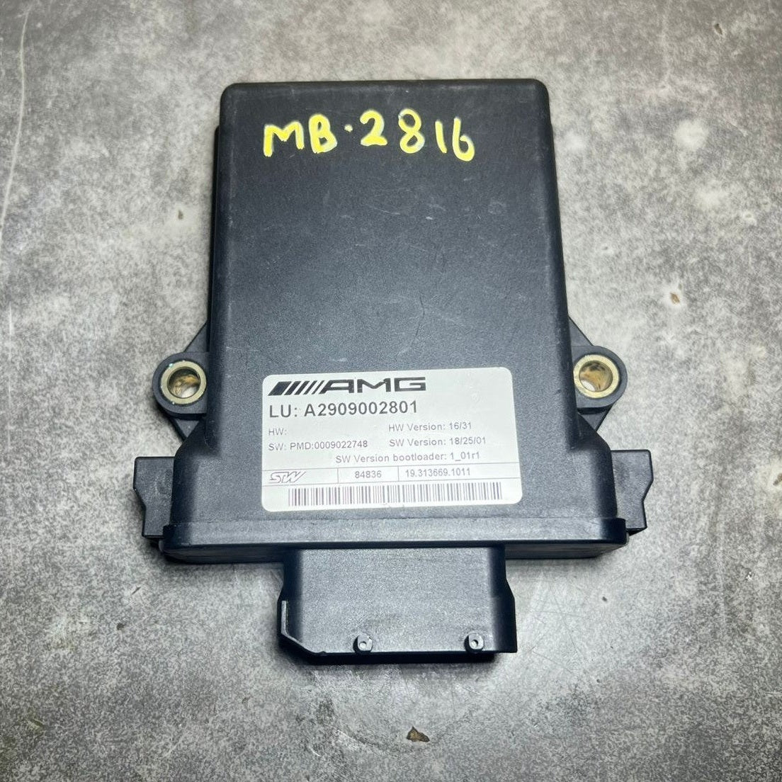 15-20 Mercedes W205 C63 AMG Differential Lock Control Module A290 9002801 OEM