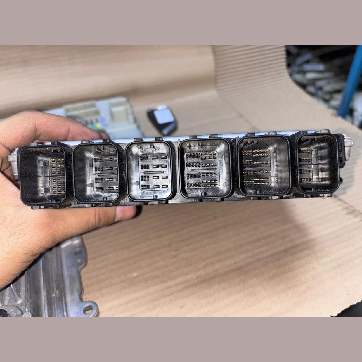 BMW 750li G12 4.4L 2018 N63NB44C ENGINE CONTROL UNIT KEY  - (8671557)