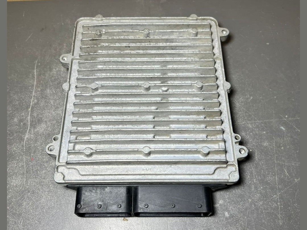 10-14 Mercedes W204 C-Class Engine Control Module Unit ECM ECU A276 9005000 OEM