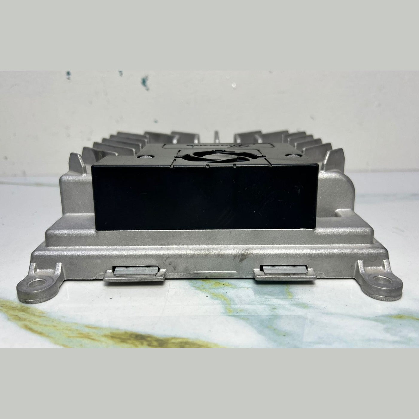 Mercedes W222 Burmester ASK Premium Sound Amplifier Assembly A222 9005110 OEM