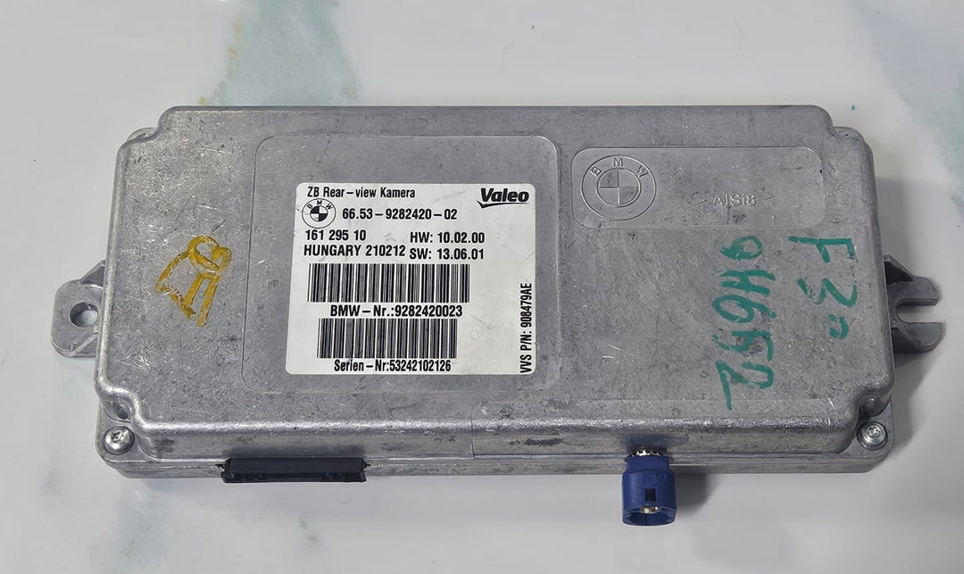 OEM BMW F10 F30 F12 F06 F20 F31 F22 ZB REAR VIEW CAMERA MODULE 9282420