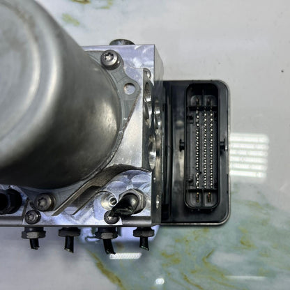 17-22 Mercedes W167 GLE350 GLS ABS Anti Lock Brake Pump Module A167 9002511 OEM