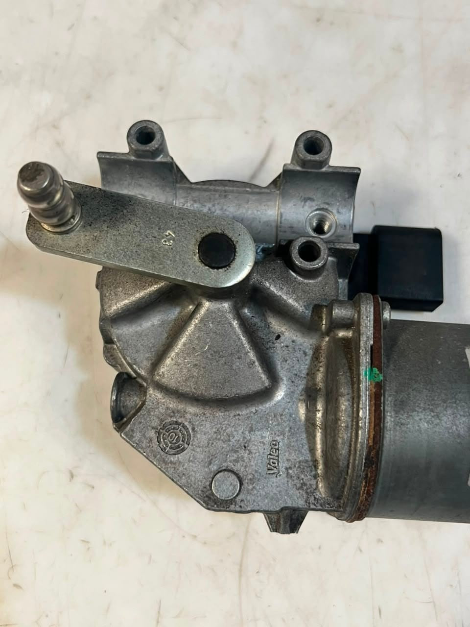 2011-2017 Mini Cooper R60 R61 Countryman Front Wiper Motor 9804399 OEM