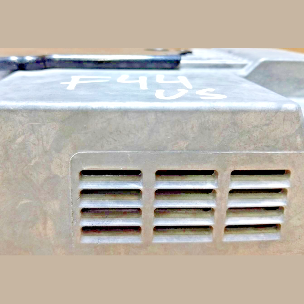 21-23 BMW 330e 330i G20 F44 AUDIO SOUND SYSTEM AMP AMPLIFIER MODULE 5A2D565 MID