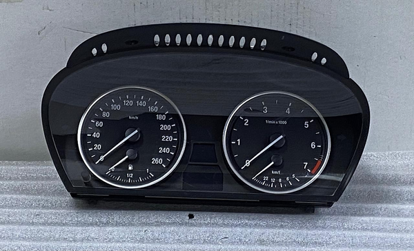 OEM BMW E60 E61 SPEEDOMETER INSTRUMENTS CLUSTER 9153750