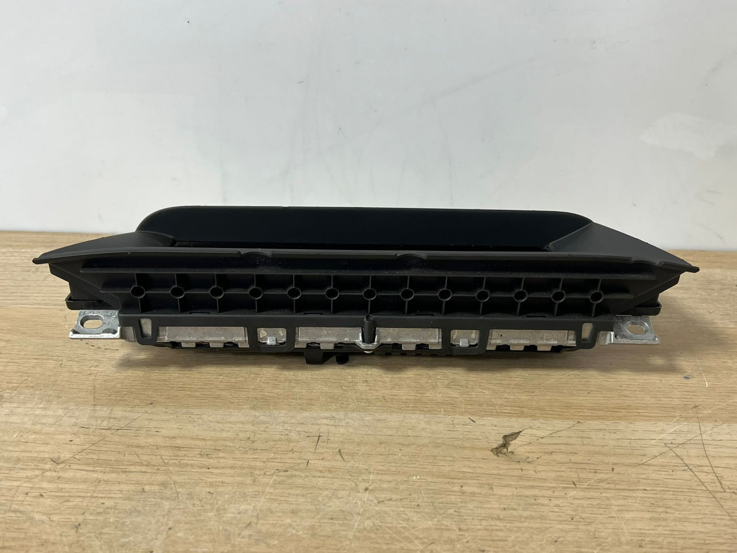 BMW Central Information Display Screen 9216580 7 Series F01 F02 F03 F04. CIC