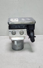 Bild in die Galerieansicht laden, 2017 BMW X3 G01 5 Series G30 F90 Abs Pump Control Unit 6895454 OEM