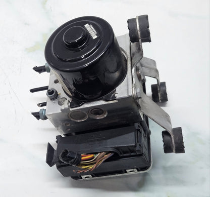 2016 BMW X3 Abs Pump Control Unit Module 6852887