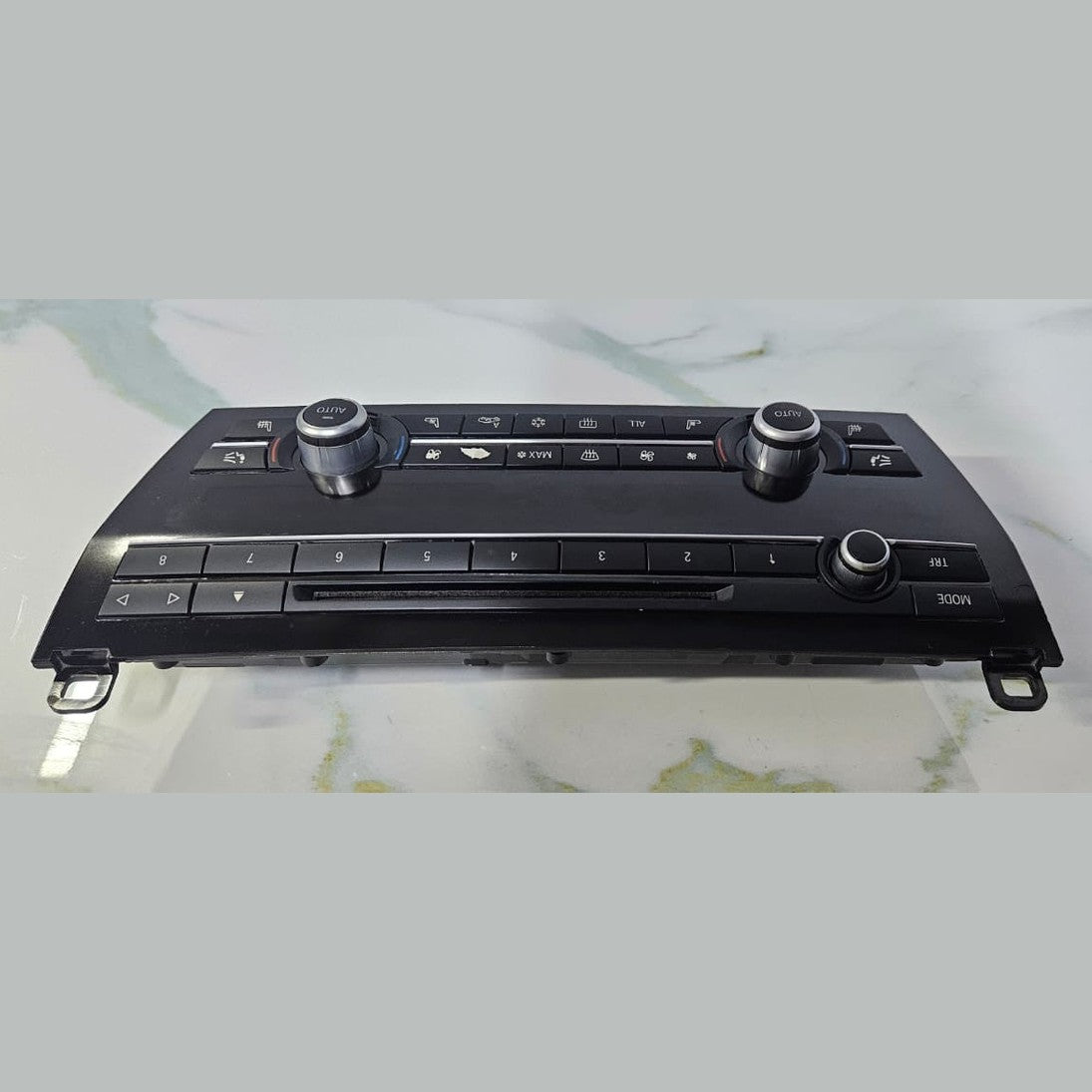 OEM BMW 7 F01 F02 F03 F04 Climate control and Radio Panel 9224749
