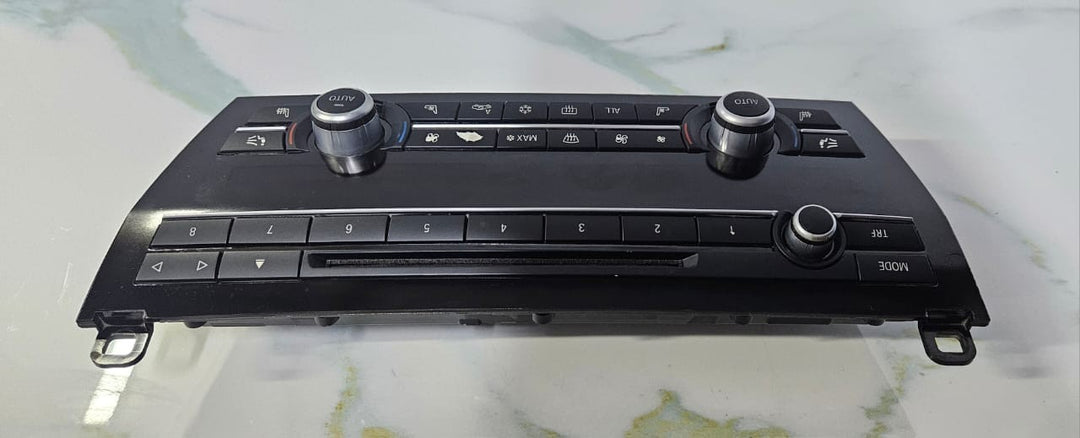 OEM BMW 7 F01 F02 F03 F04 Climate control and Radio Panel 9224749