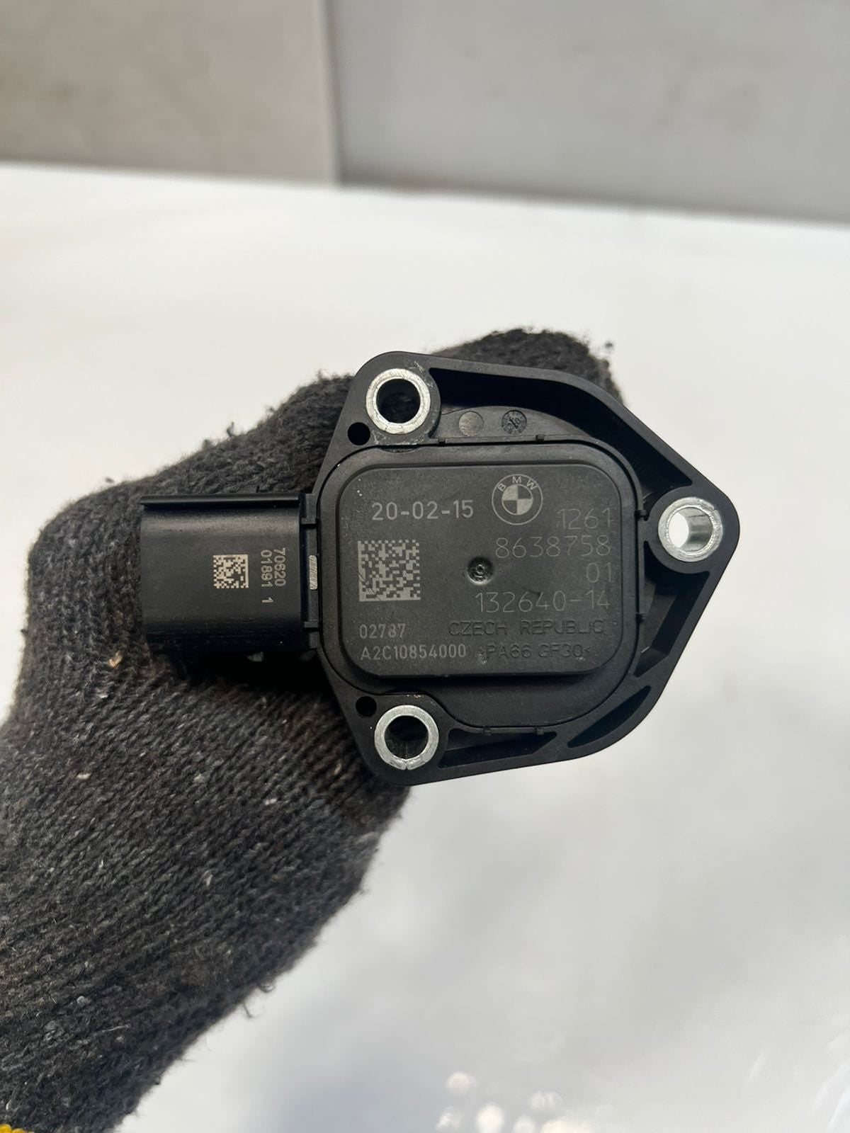 2015 BMW X1 F48, X3 G01, X5 G05 Oil Level Sensor 8638758 OEM