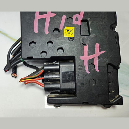 Mercedes W212 Hybrid Positive Battery Terminal Fuse Junction Box A2125406950 OEM