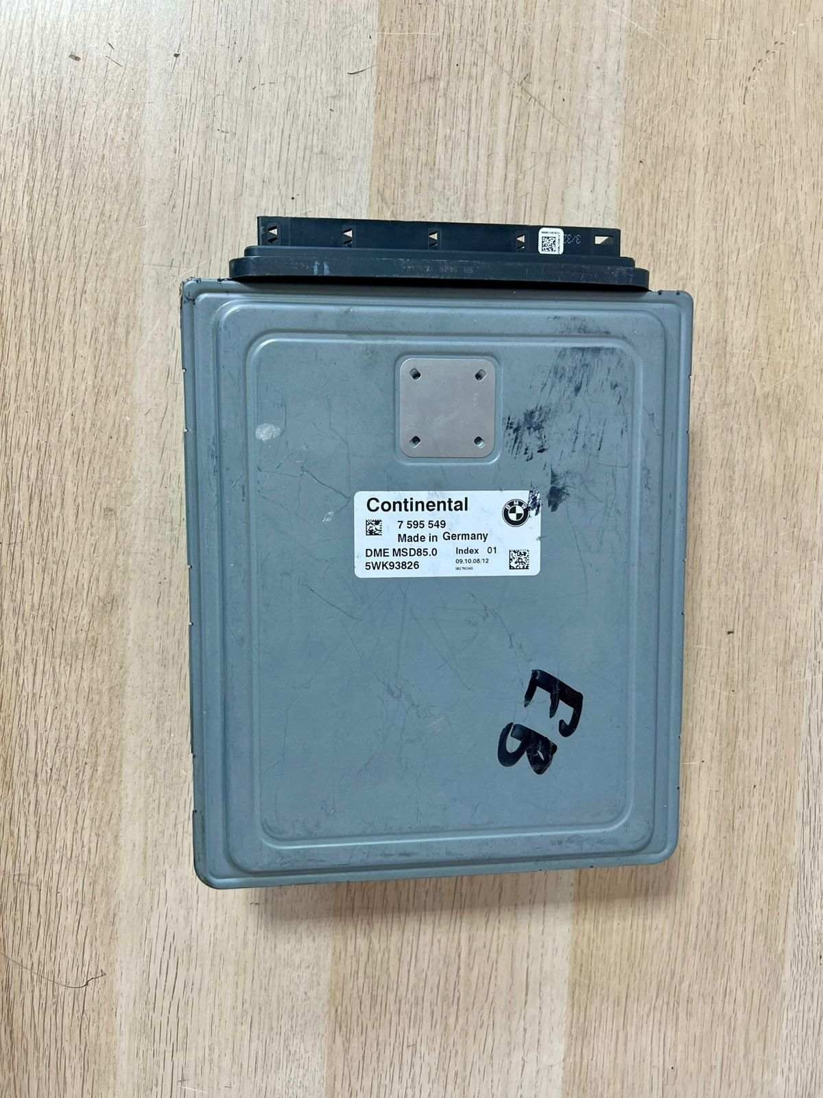 Ecu BMW F Series 5.0i  ENGINE CONTROL UNIT 7595549 DME MSD85.0 5WK93826