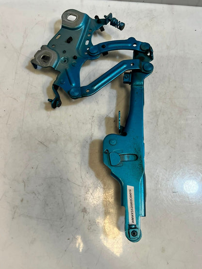 2015 Mini Cooper F55 F56 F57 B38 ENGINE FRONT HOOD Bonnet Hinge 7300566