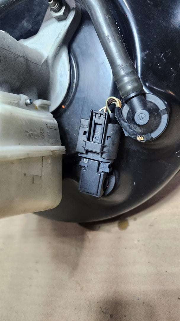 BMW 2 Gran Tourer F46 Brake Servo Booster 6875610 2 Series F46 F48 Mini F60 RHD