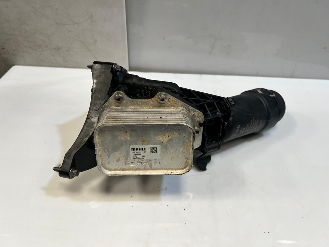 2018-2023 BMW 330i G20 G21 Oil Filter Housing HEAT EXCHANGER 72435982 8580414