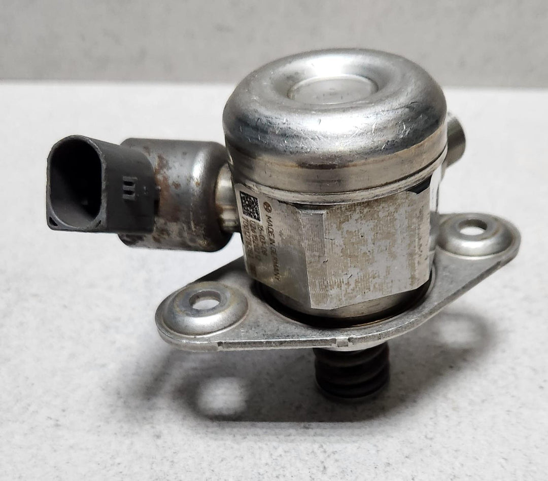 2014-2016 BMW 228i High Pressure Fuel Pump A2700700501 C180 GLA250, A200 B180   