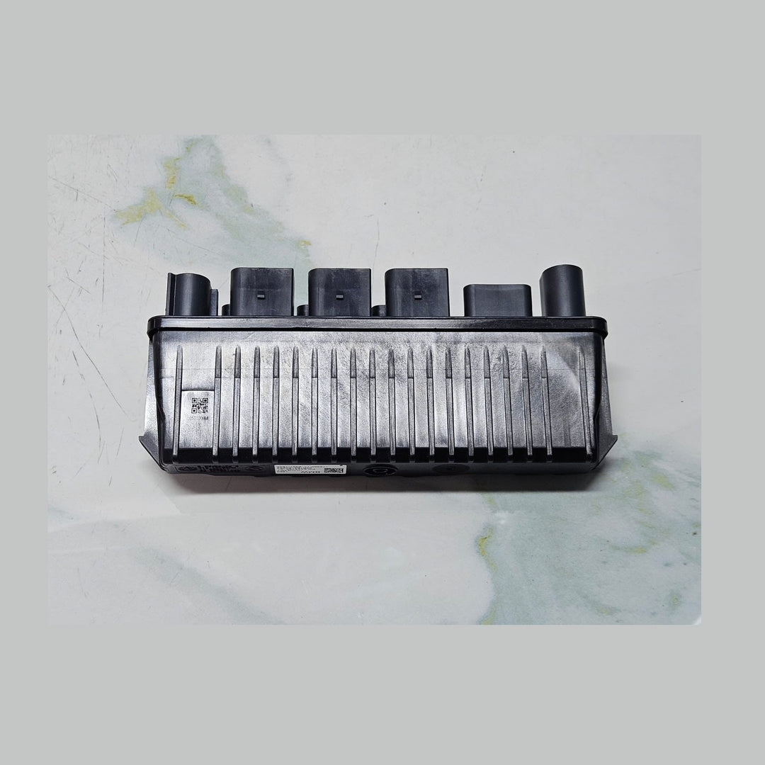 2025 BMW 330I G20 G06 Integrated Supply Control Module Unit 5A55720 OEM