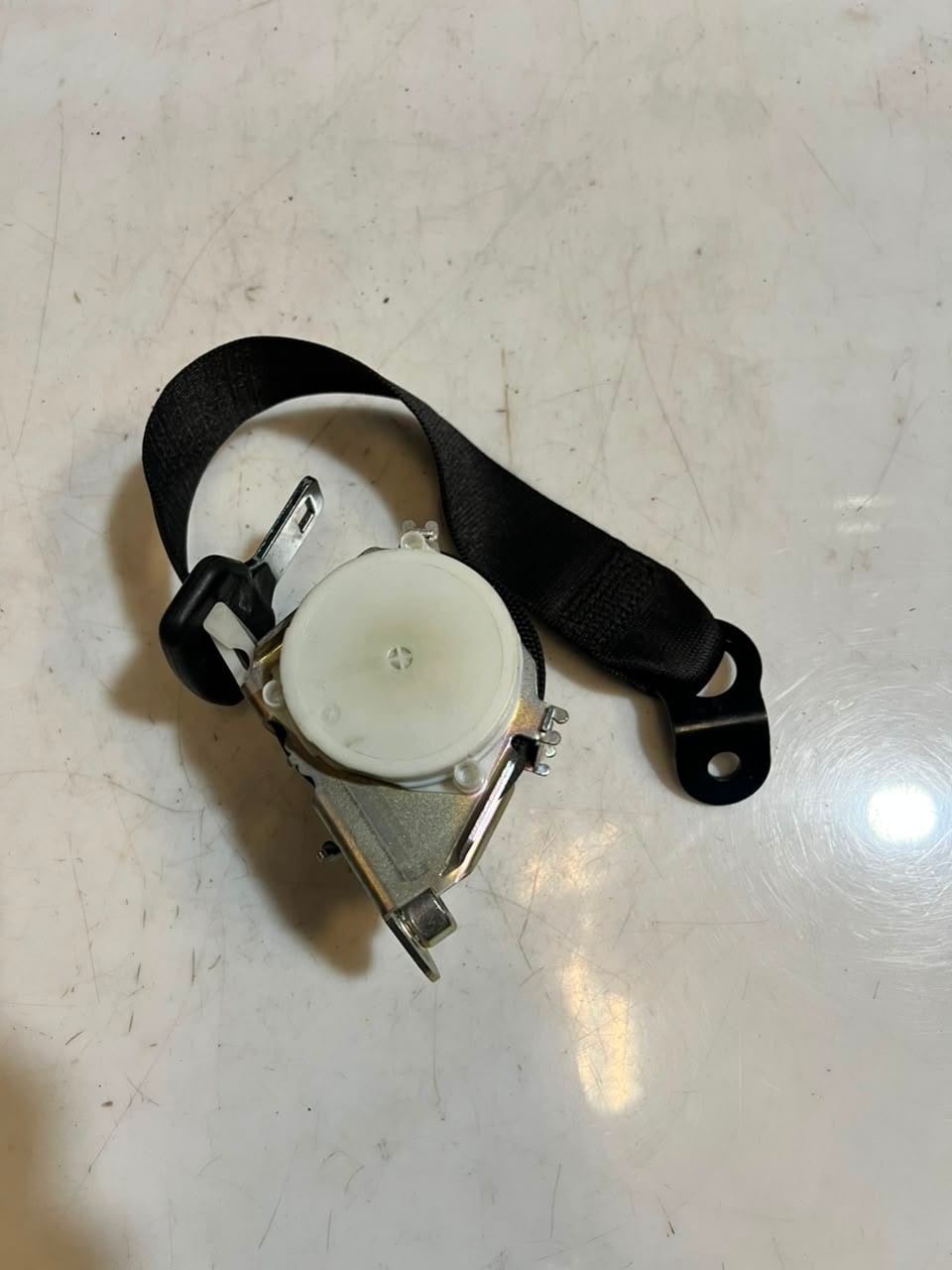 2022 BMW i3 Rear left Seat Belt 34128956 OEM