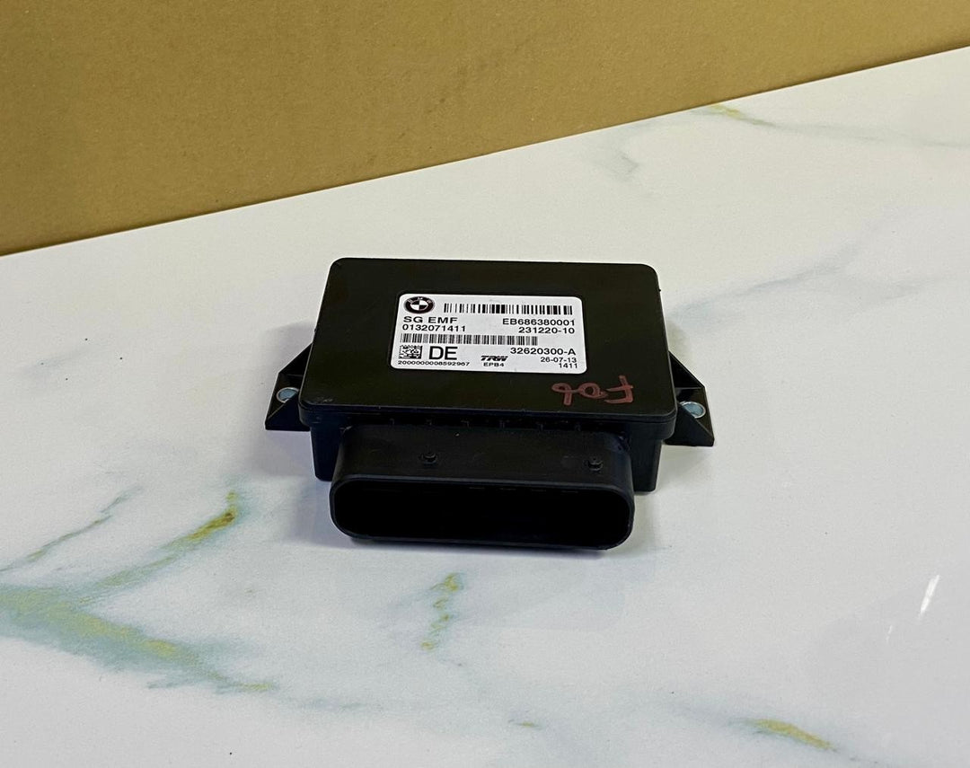 OEM BMW F10 F11 F12 EMF Module Parking Brake Unit Electric Control 6863800