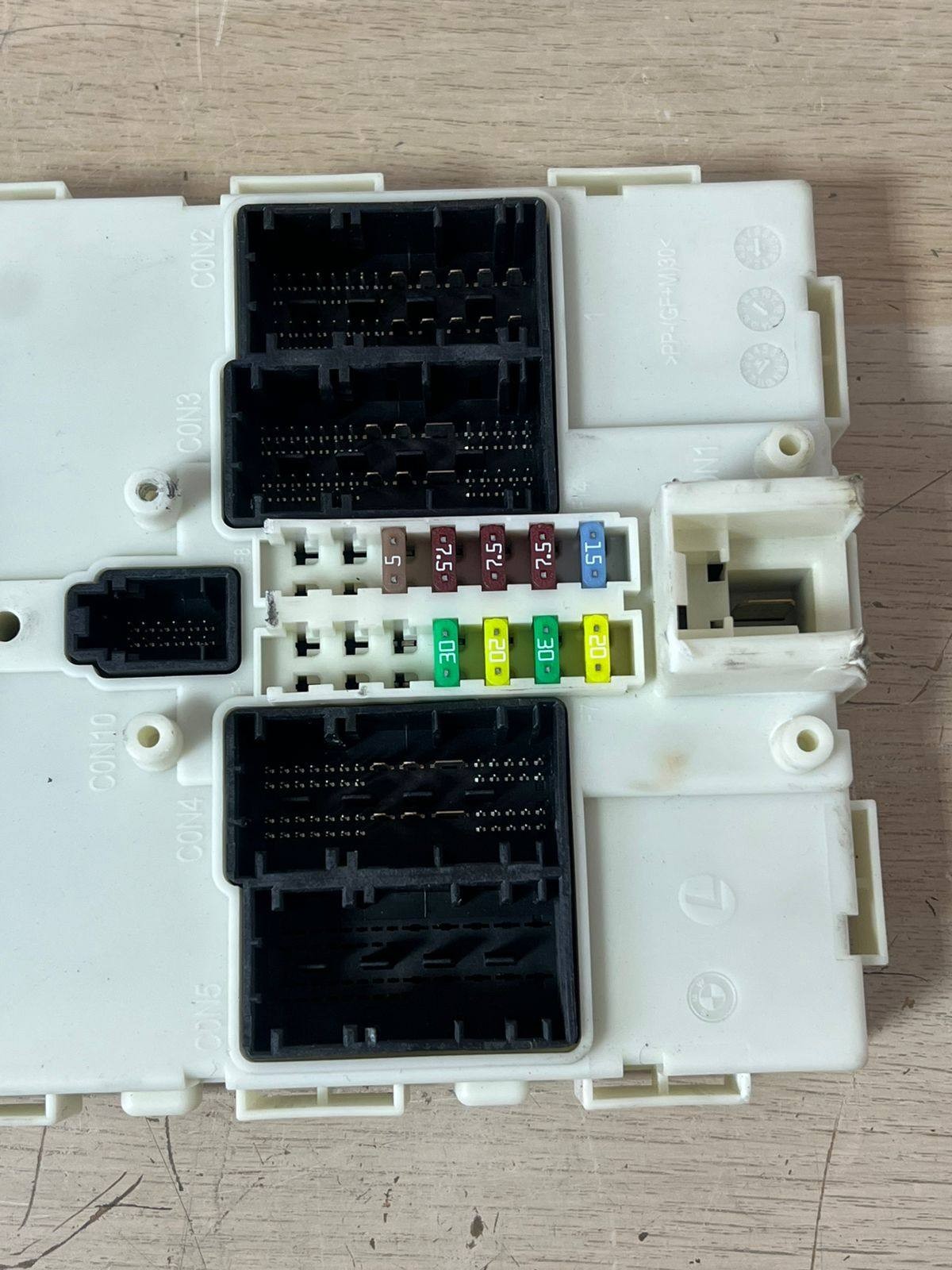 2012-2016 BMW 3 Series 320i 328i 328d Front Electronic Module 9324782 OEM