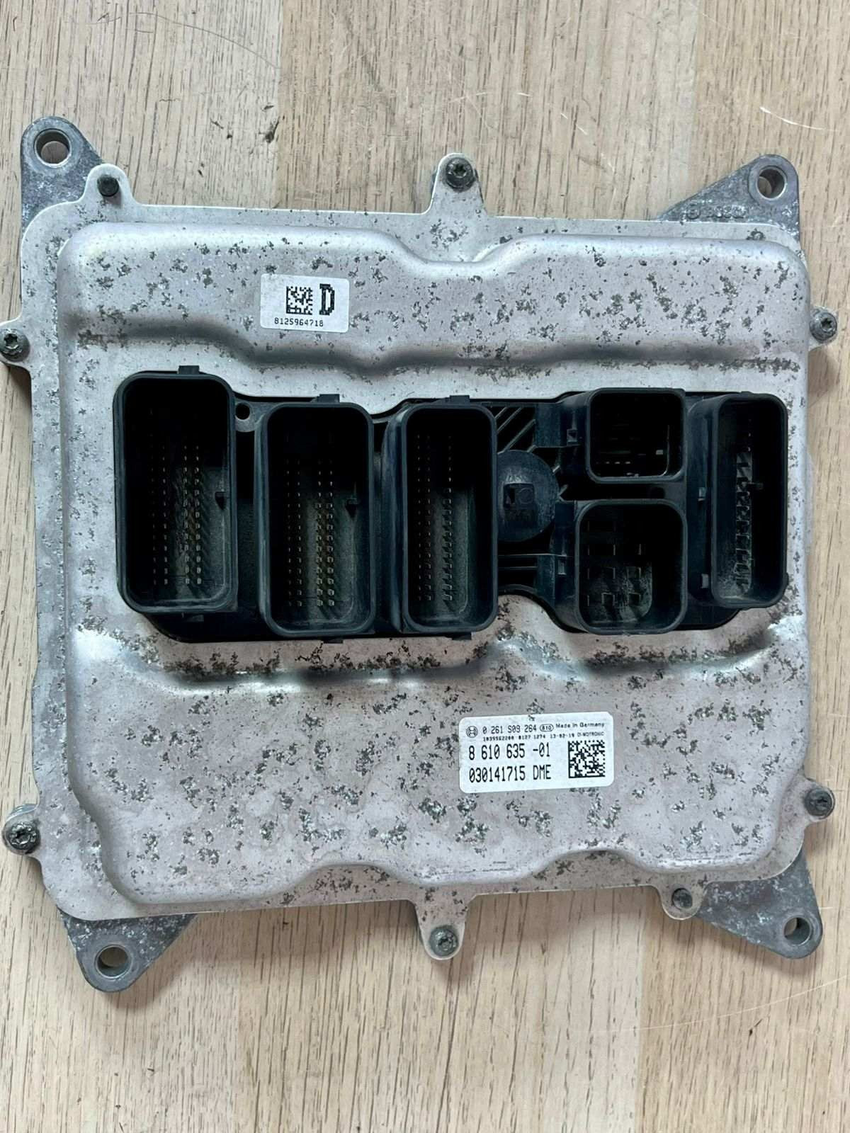BMW F31 F34 328i N20 245HP Engine Control Unit Module ECU DME 8610635 Automatic